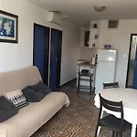 Sunny Val 1 Apartment *