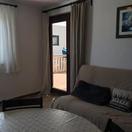 Sunny Val 1 بيتريتْشاني